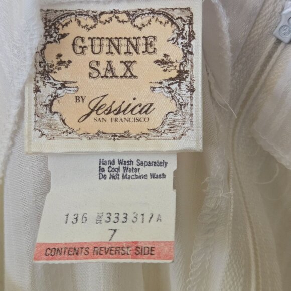 Gunne Sax By Jessica 1970s White Tie Waist Ribbon Lace Detail Maxi Dress Size 7 - Picture 9 of 10